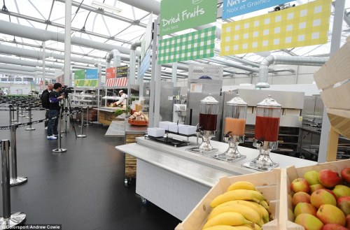 article-2172837-140A064F000005DC-794_964x636